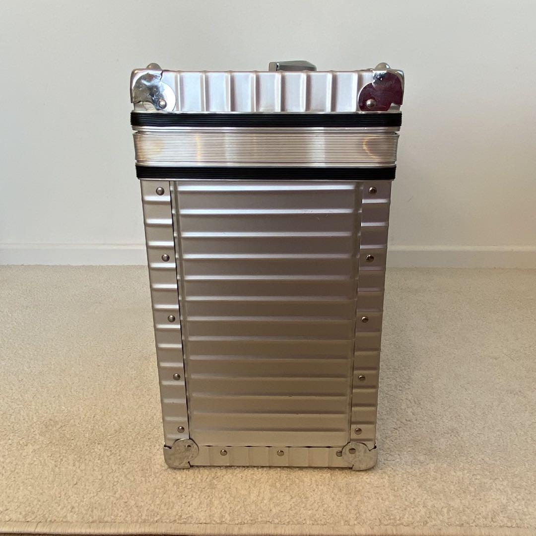 RIMOWA