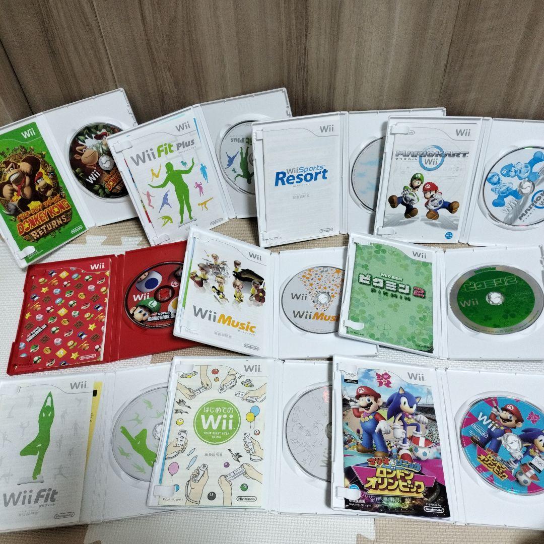 【2473】WiiU本体一式+ゲームソフト30本 マリオカートハンドルセット 画像12