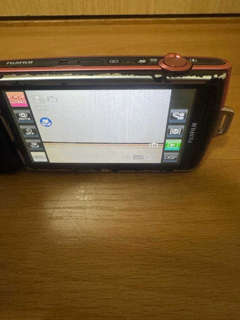 富士フイルム　FUJIFILM FINEPIX Z1100EXR デジカメ