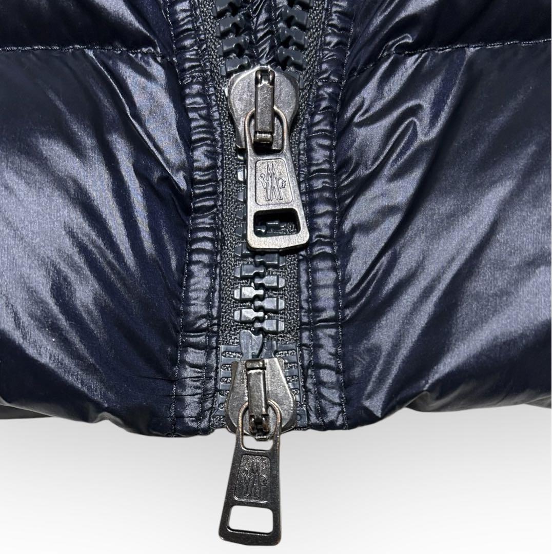 MONCLER BARTHOLOME モンクレール ダウンベスト