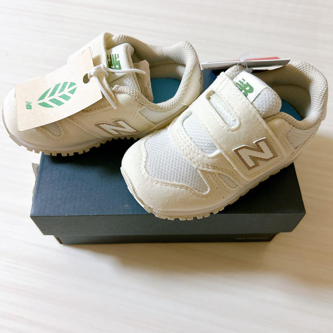 newbalance ニューバランス　ベビー　IZ373 TA2