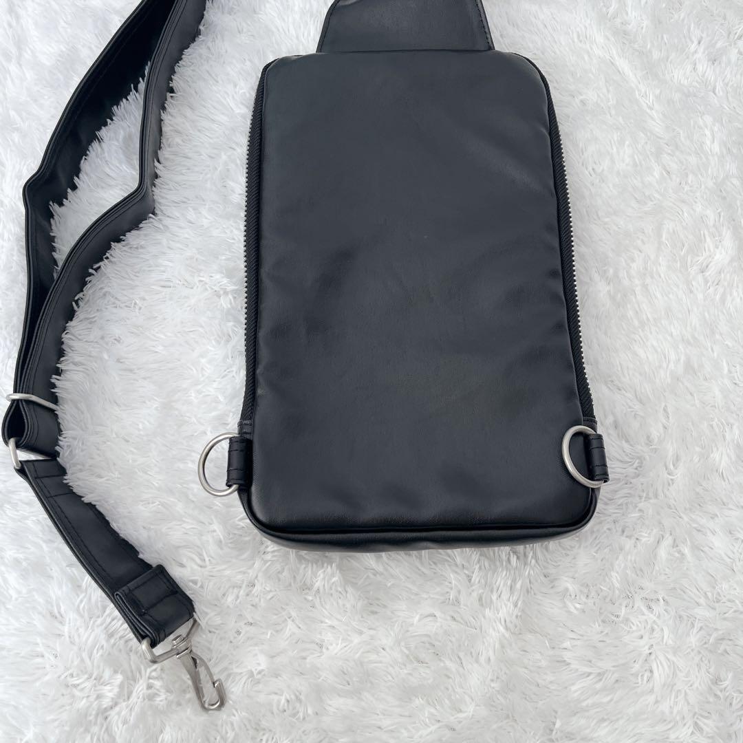【美品】PORTERポーター フリースタイル ボディバッグ ブラック