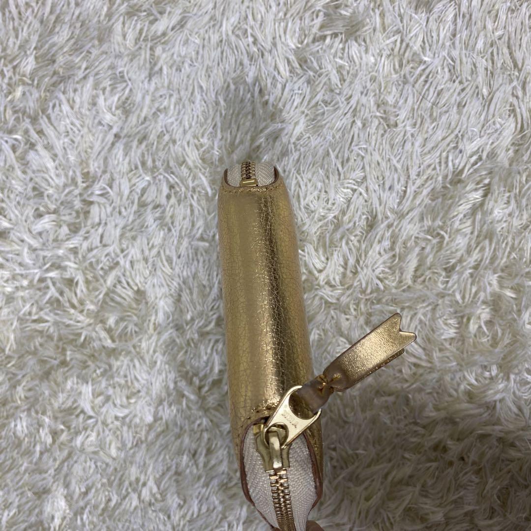 Wallet COMME des GARCONS ジップアップ 二つ折り財布