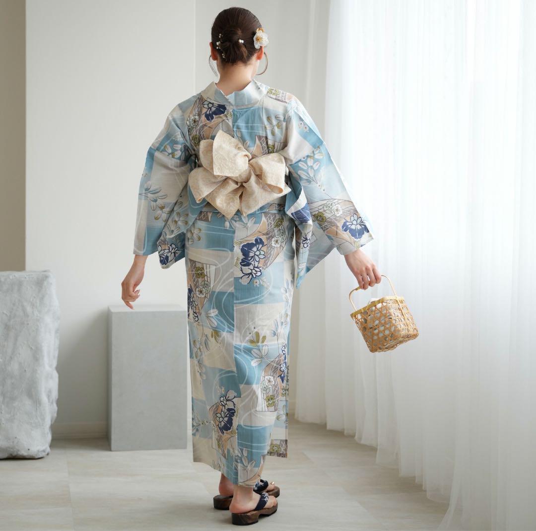 新品utatane浴衣と帯2点セット 高級変わり織 水色の市松に菖蒲 萩 撫子
