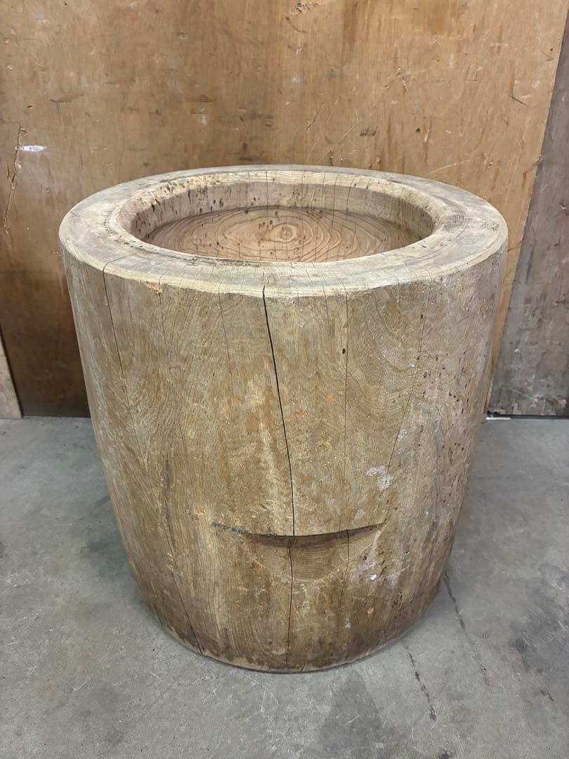 うす 臼 餅つき ガーデニング ビオトープ全体的に状態が悪い