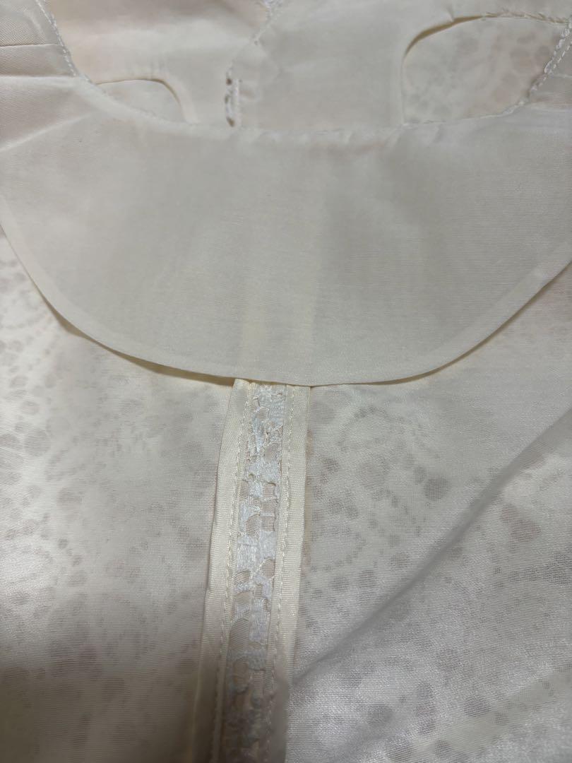 トップス HELIOPOLE EMBROIDERY LACE VEST