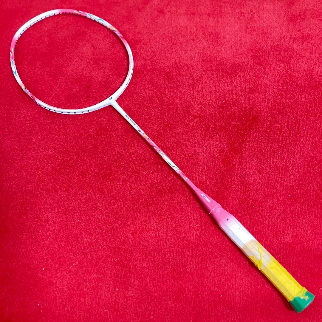 ヨネックス バドミントンラケット NANOFLARE70YONEX