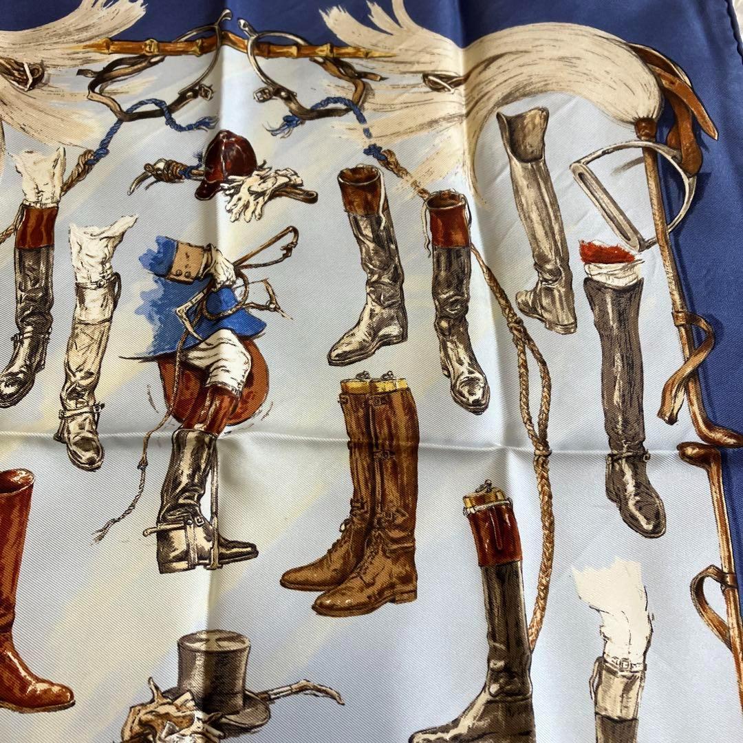 美品 HERMES カレ45 スカーフ Propos de Bottes ブルー