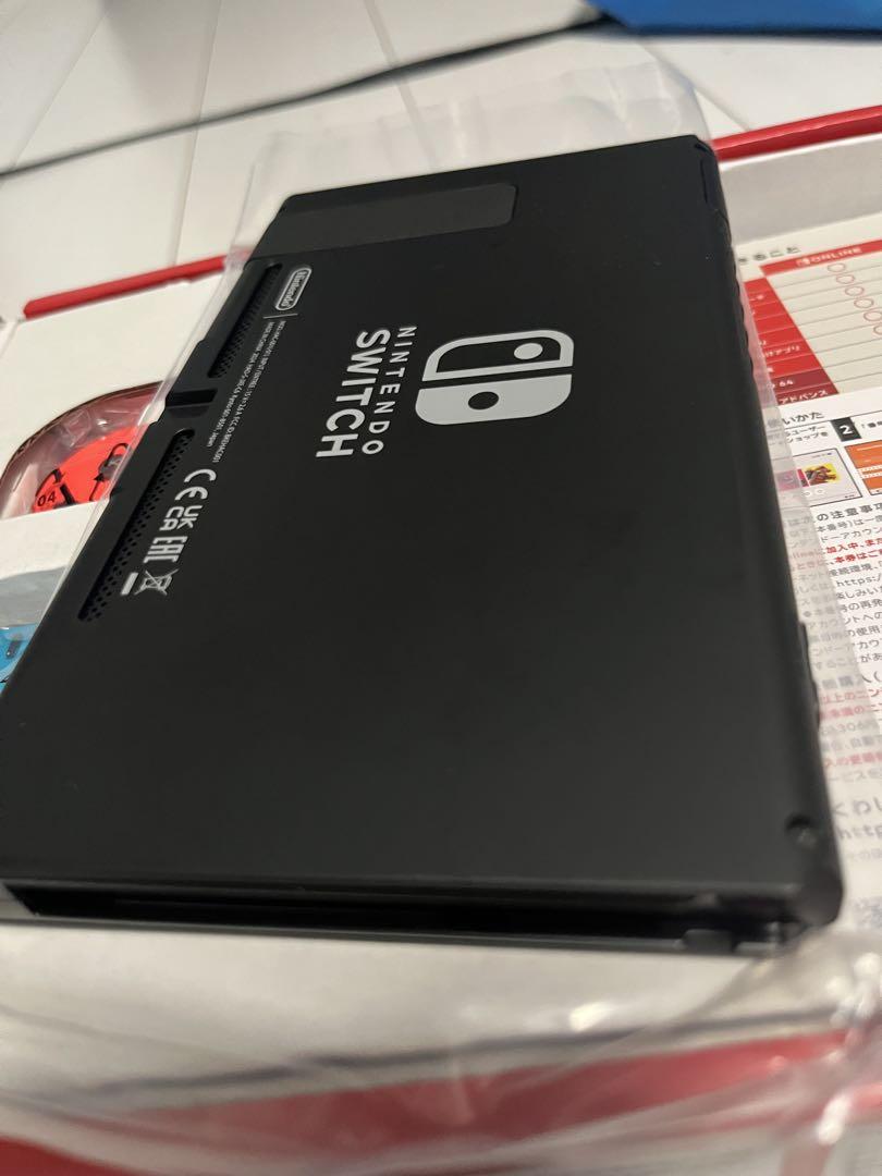 【超美品】Nintendo Switch本体