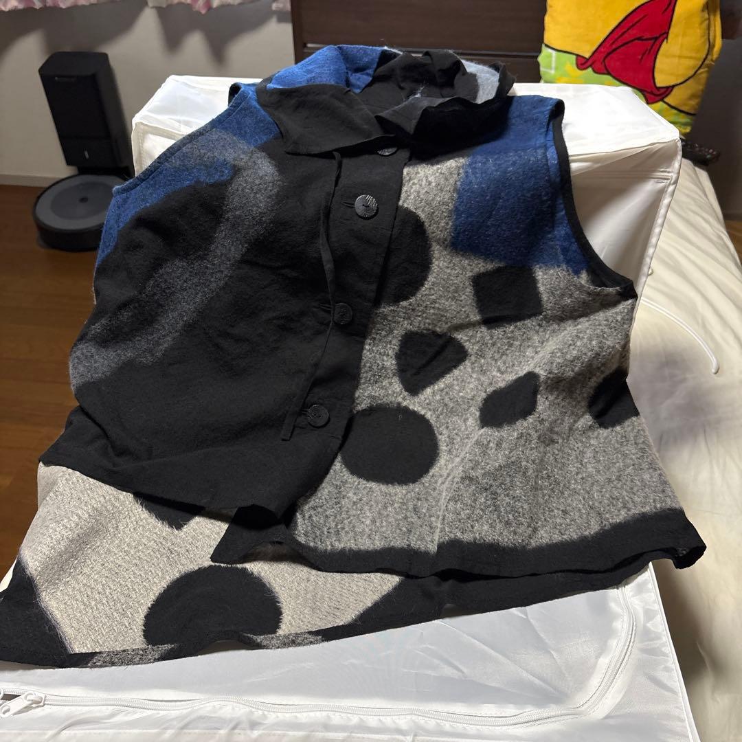 慈雨 個性あふれるベストL・SENSO UNICO