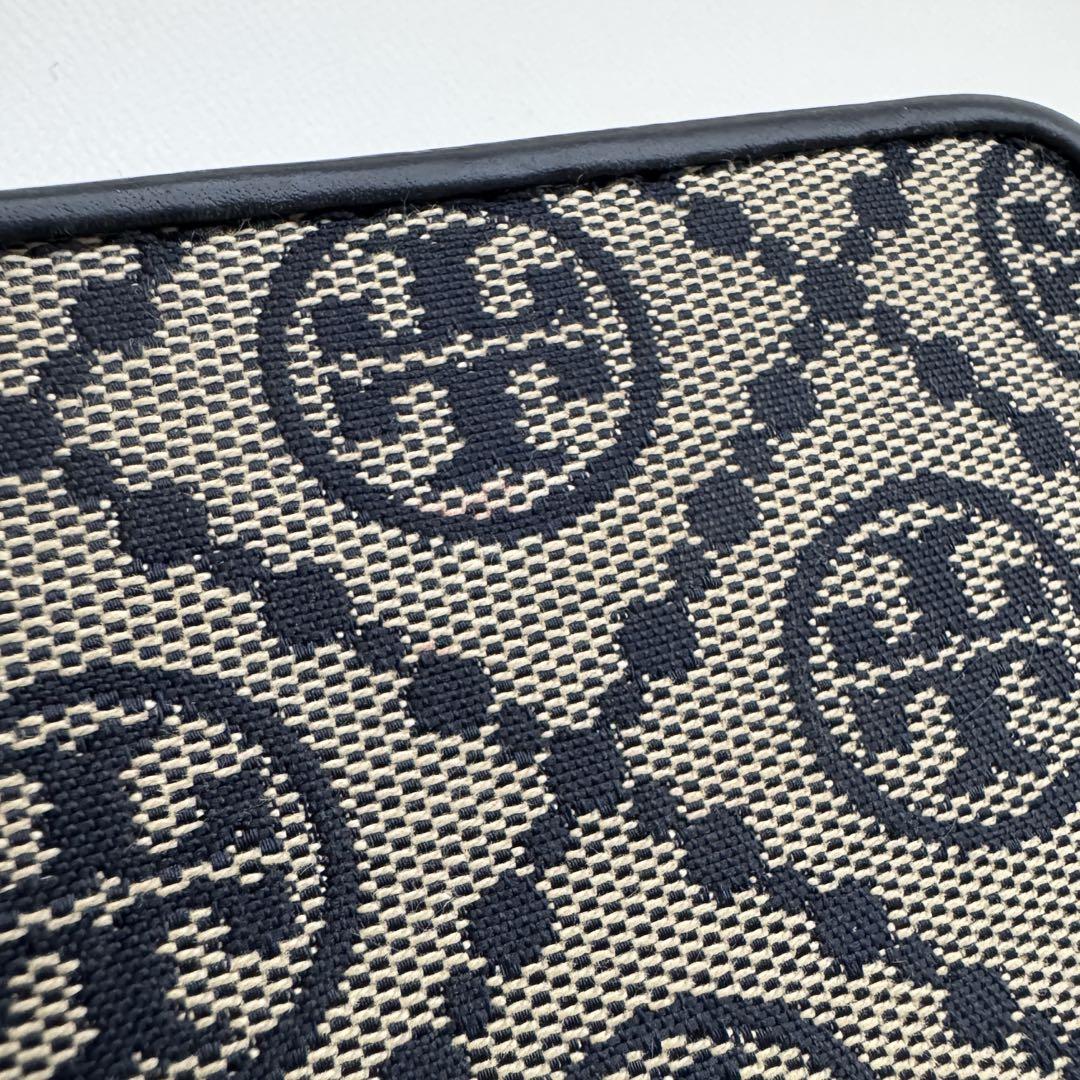 【極上美品】856 Tory Barch トリーバーチ　ラウンドファスナー財布