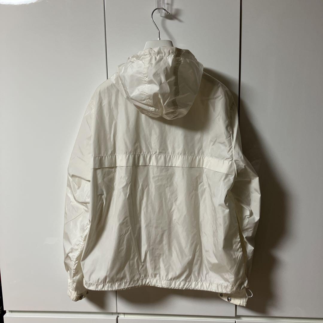 美品モンクレール ナイロンパーカーFAYENCE