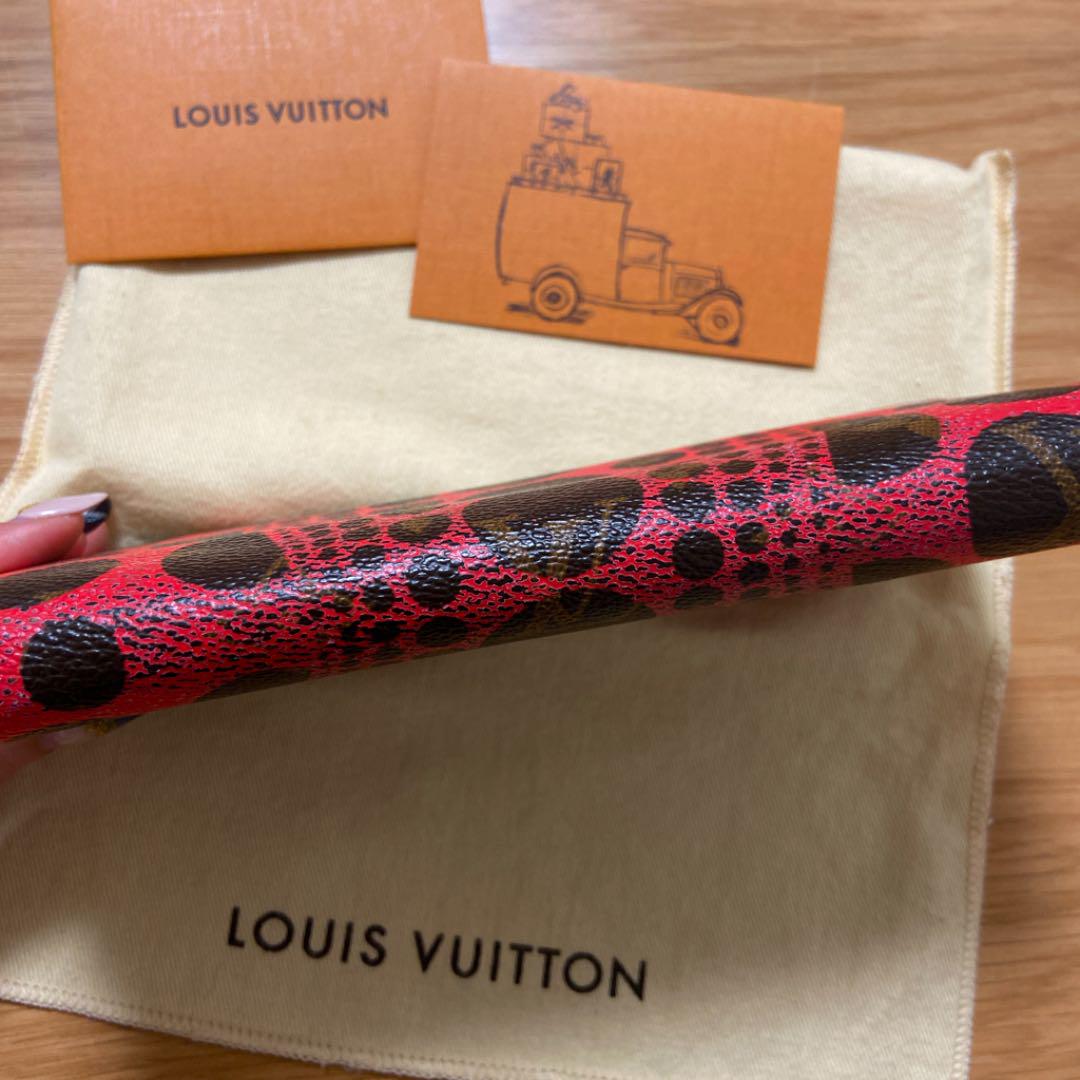 ルイヴィトン 草間彌生 コラボ 長財布 パンプキンドット レッド ルイヴィトン 草間彌生 コラボ 長財布 パンプキンドット レッド