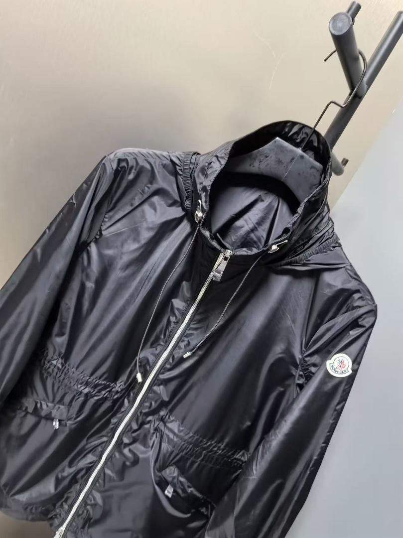 MONCLERのの薄手のコート モンクレールの日焼け止めコート6