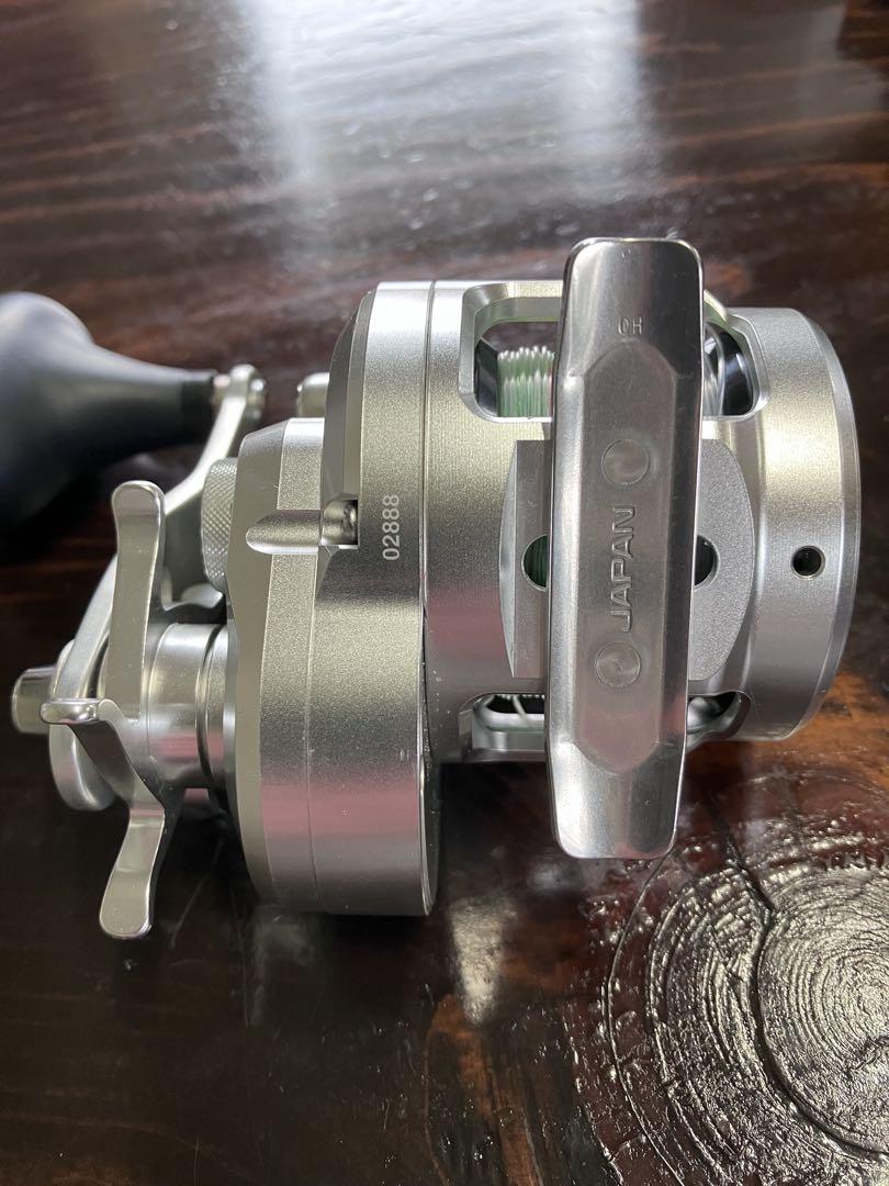 SHIMANO OCEA JIGGER ベイトリール