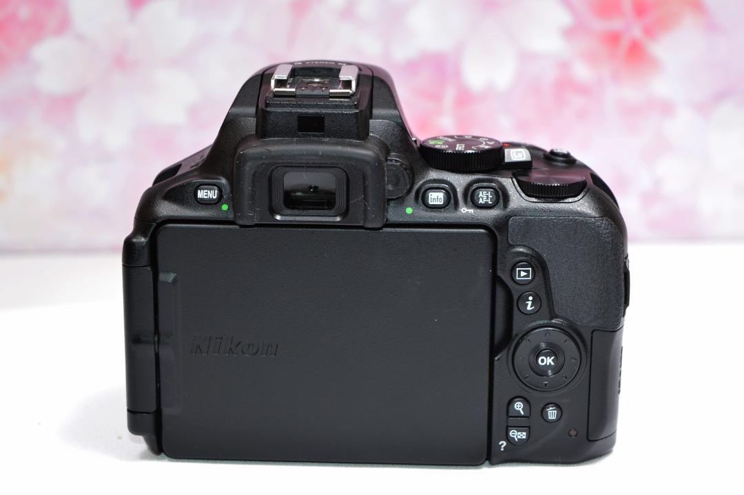 スマホ転送機能付☆Nikon D5600☆シリーズ最新&新型レンズセット