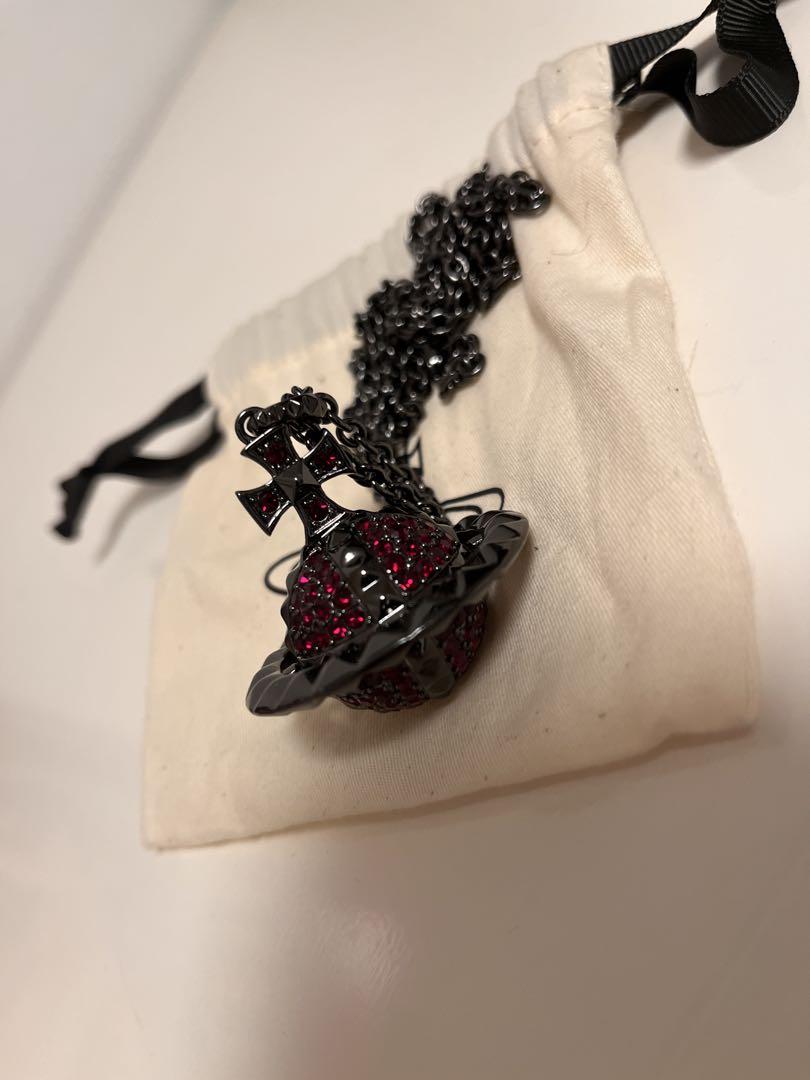 ✨ Vivienne Westwood 土星オーブ ネックレス ✨