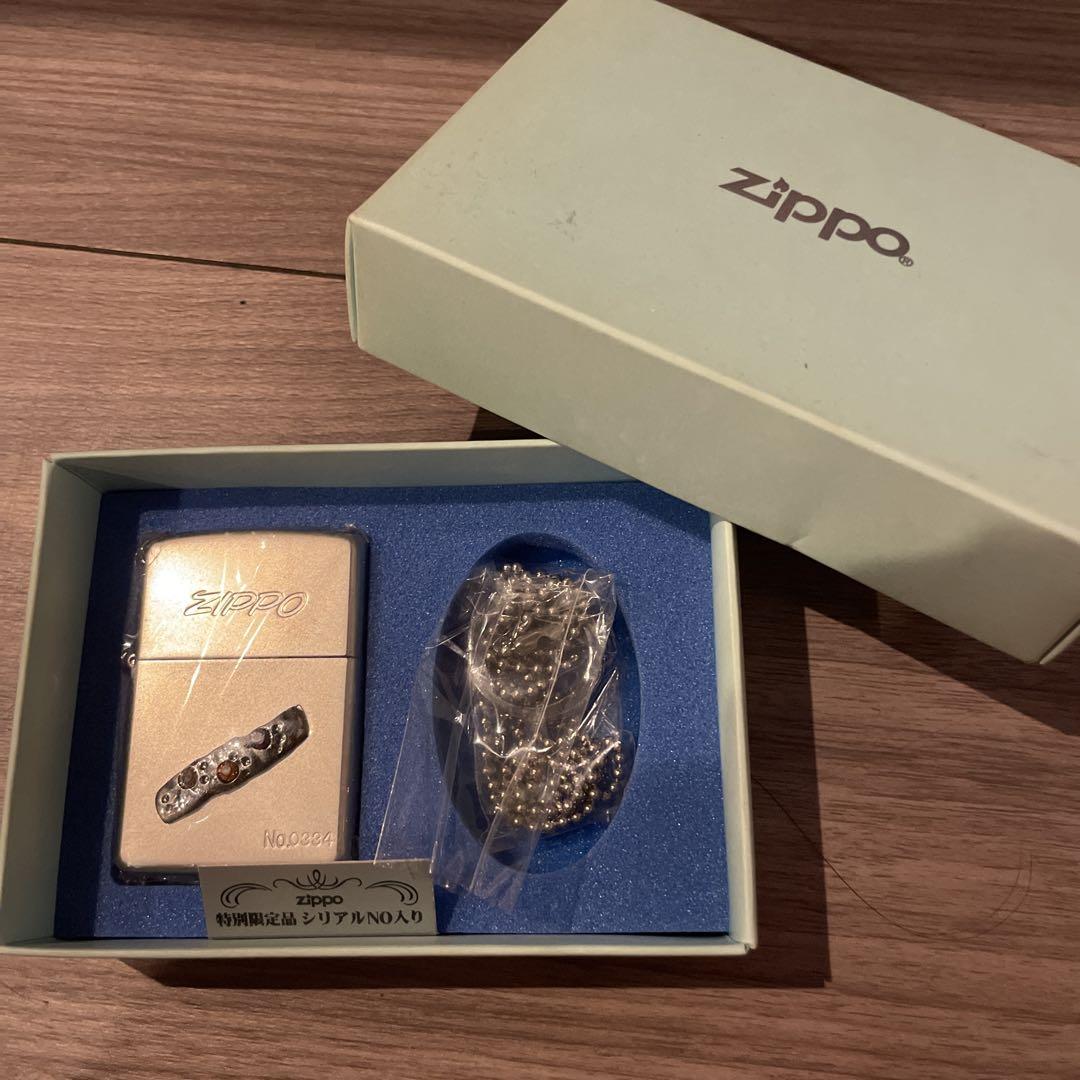 ☆新品未使用☆ZIPPO ラインストーン　ネックレス付　ナンバー有り