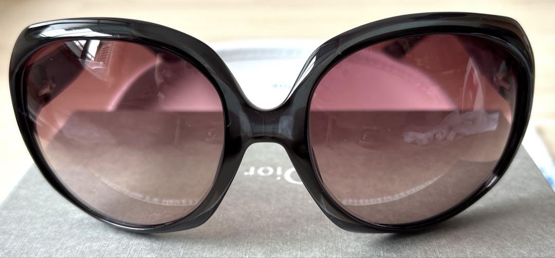 ⭐️美品⭐️Dior グロッシー❣️サングラス　ケース　箱付き　ブラック