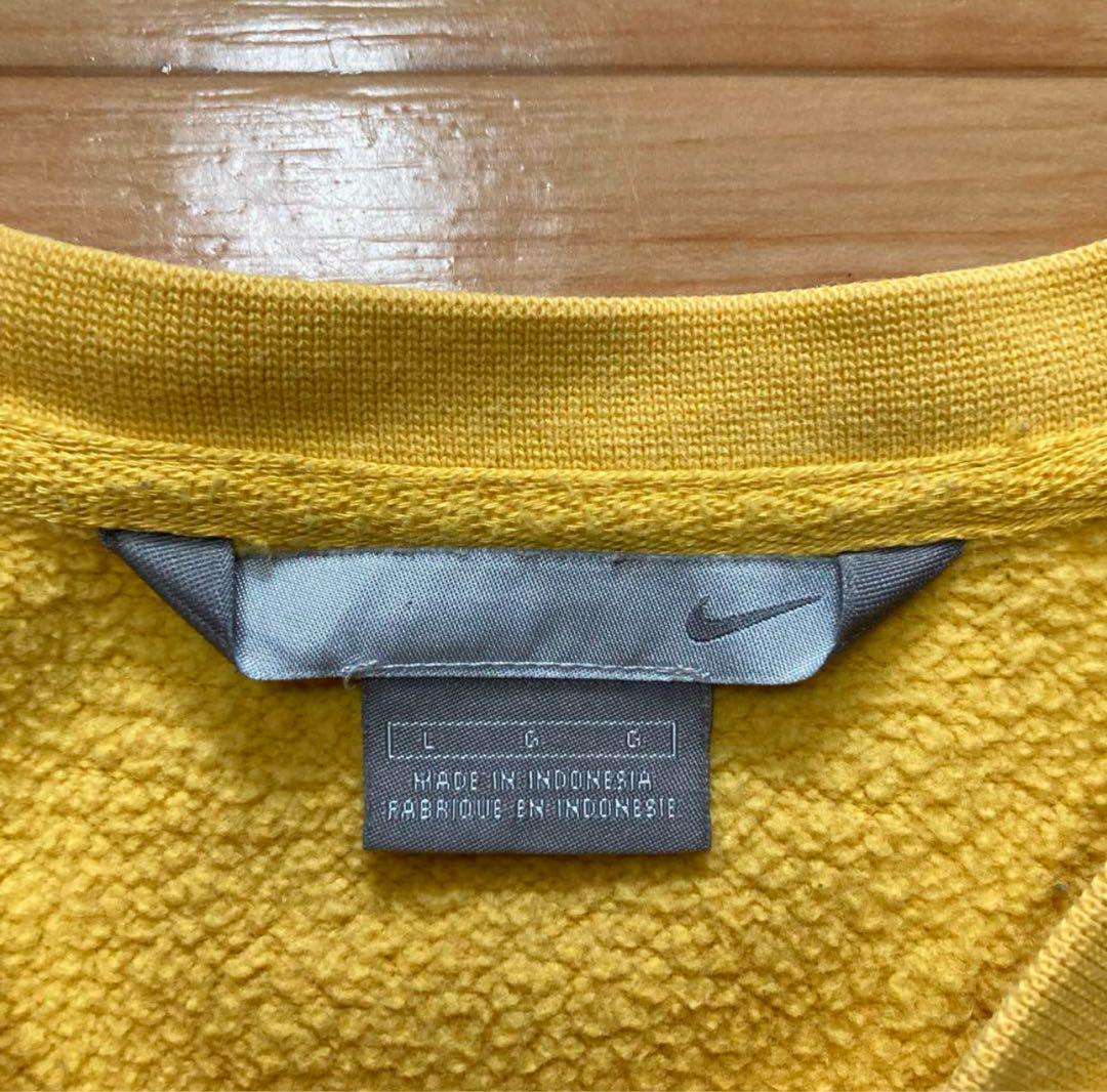 NIKE ナイキ スモールスウッシュ スウェット イエロー 刺繍ロゴ