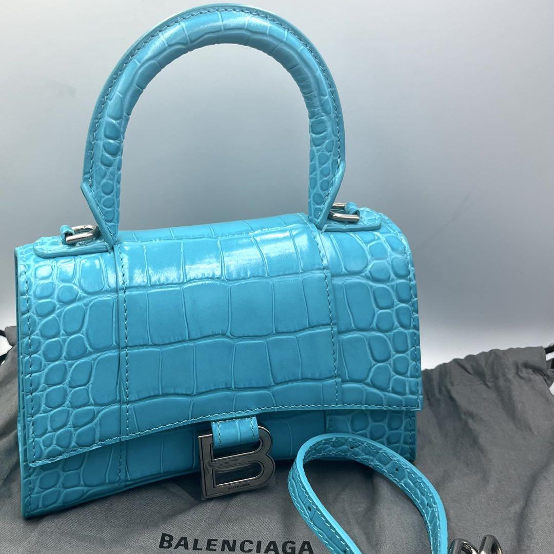 ぽ*ず様 BALENCIAGA クロコダイル風ショルダーバッグ BALENCIAGA ターコイズ クロコダイル風バッグ - メルカリ