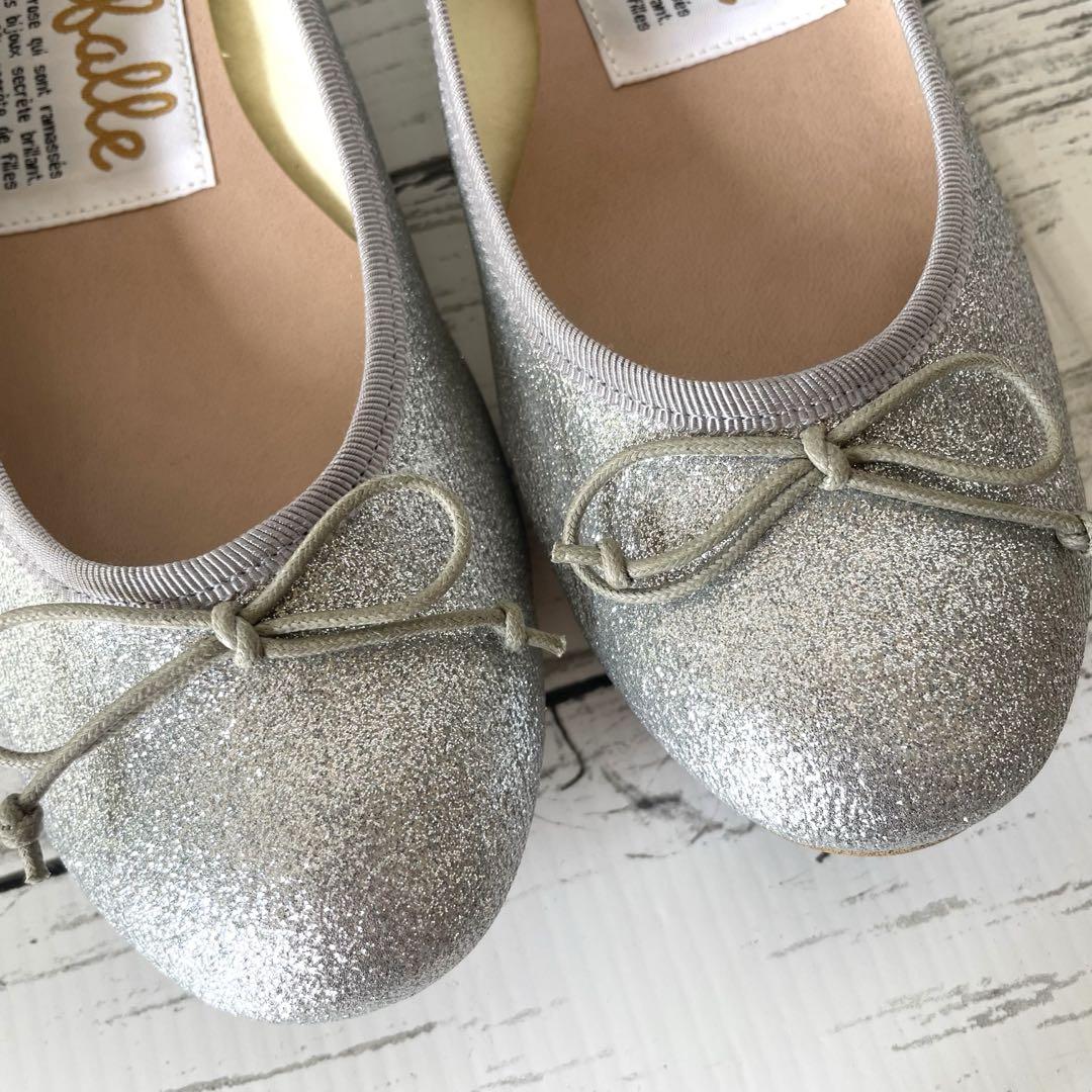 【未使用】ファルファーレ  パンプス　フラット　バレエ　リボン ラメ　グリッター