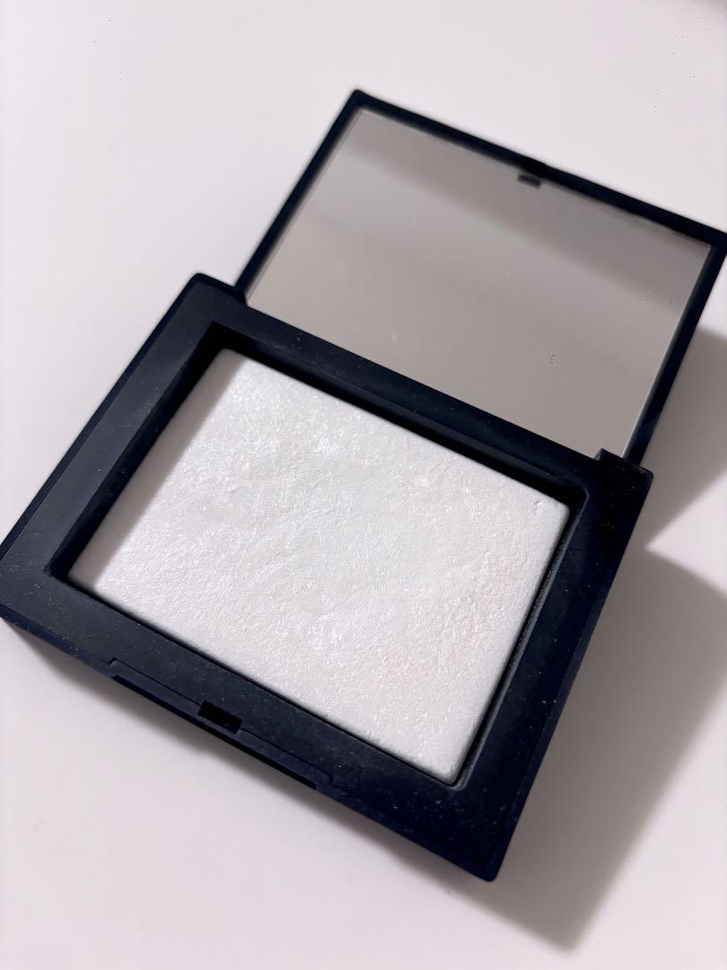 NARS ライトリフレクティングセッティングパウダープレストN