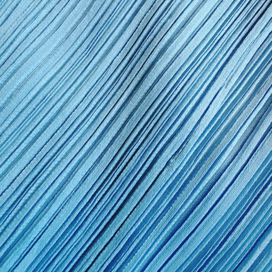 けめこ様　PLEATS PLEASE イッセイミヤケ ジップアップパーカー