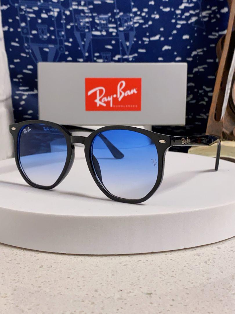 Ray-Banブルーレンズサングラス