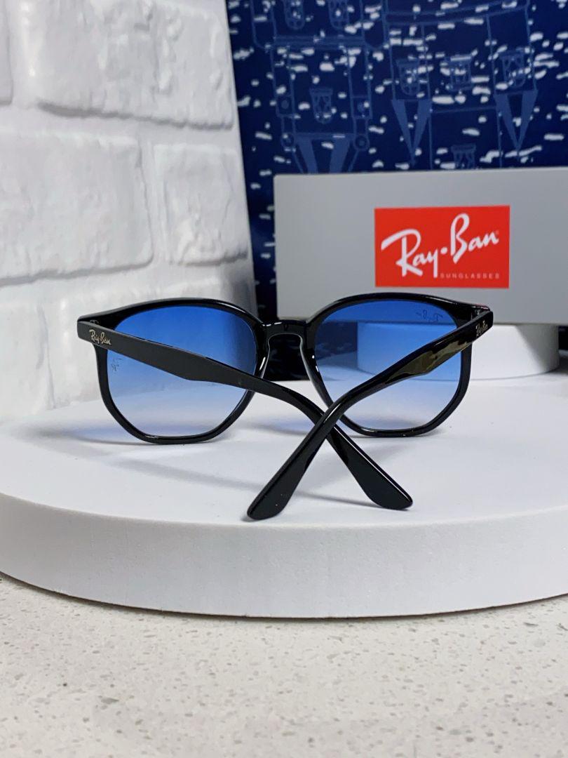 Ray-Banブルーレンズサングラス