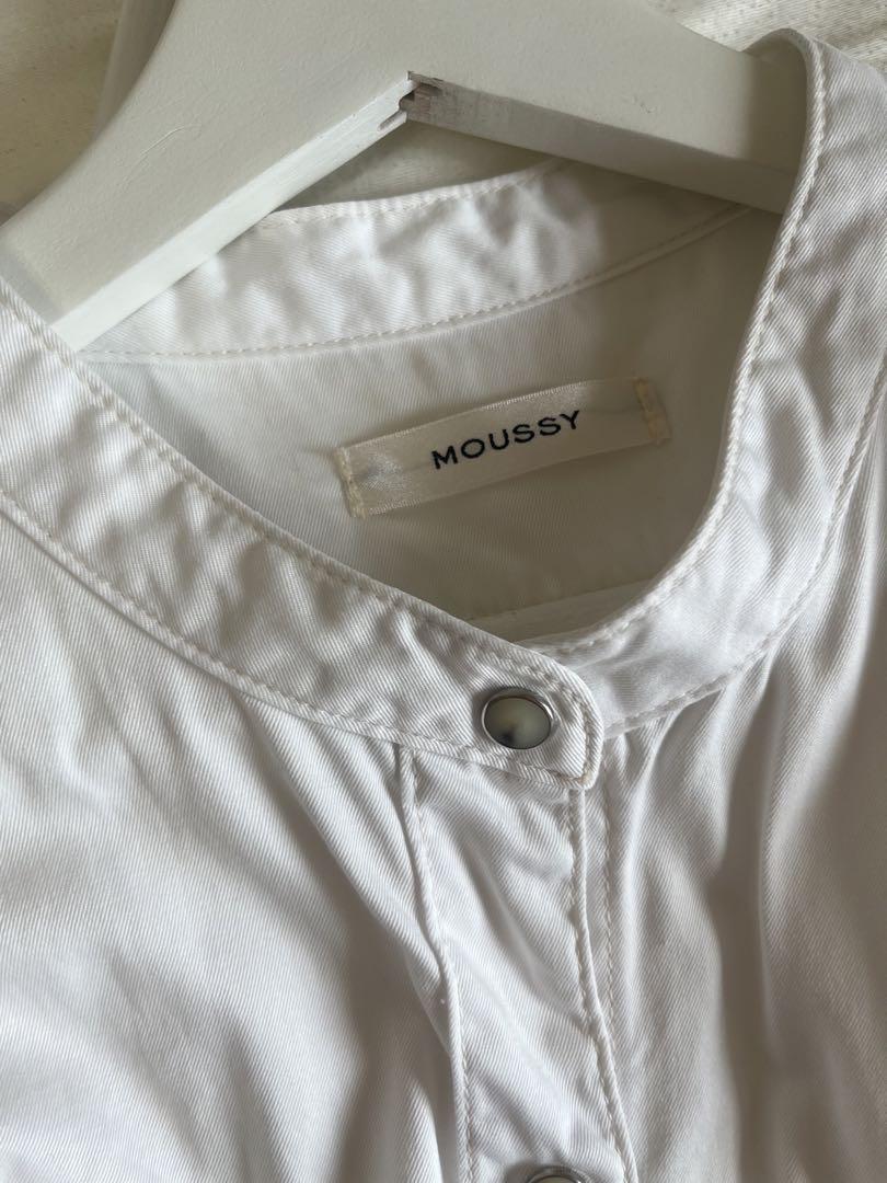 マウジー moussy ギャザースリーブブラウス - メルカリ