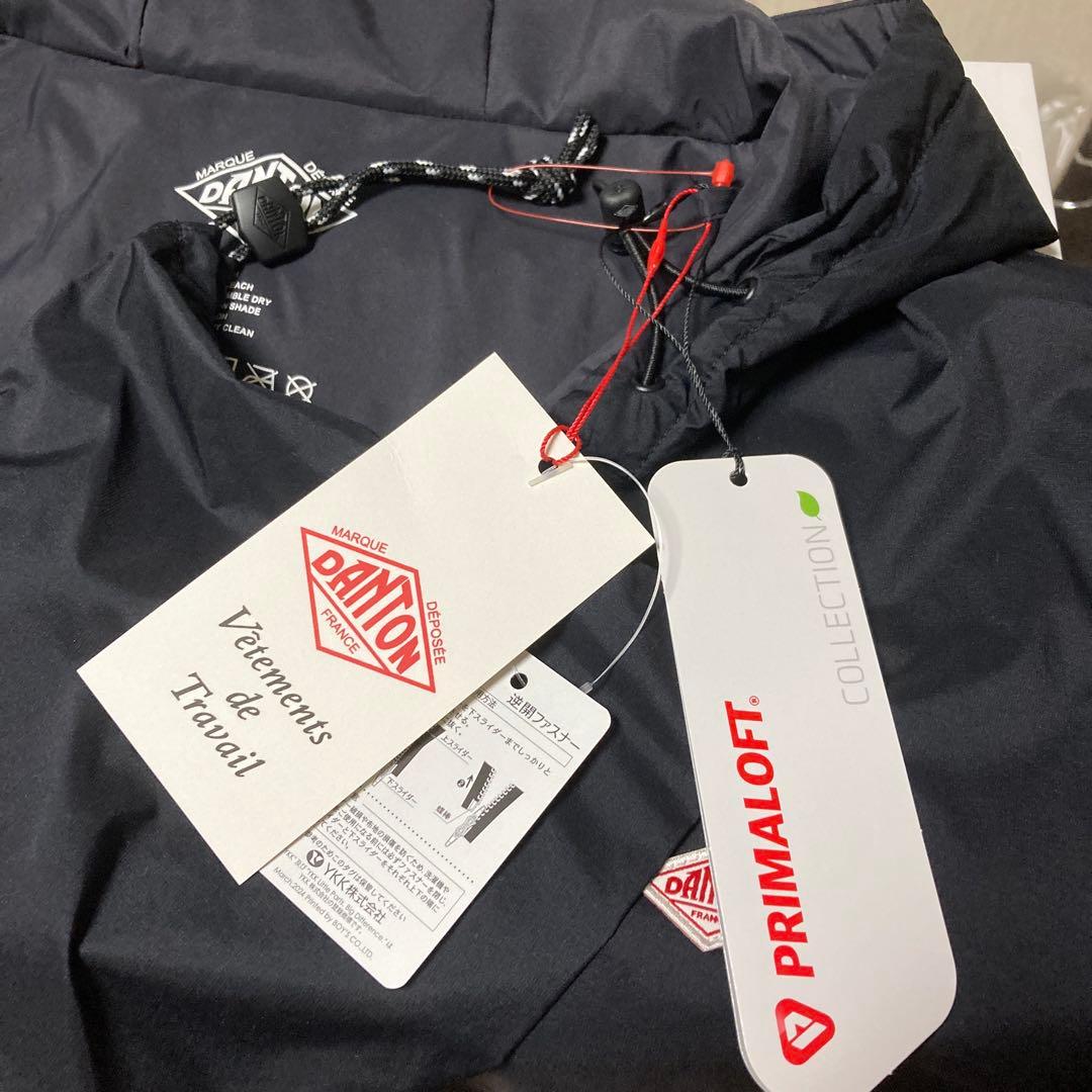 インサレーションフードジャケット