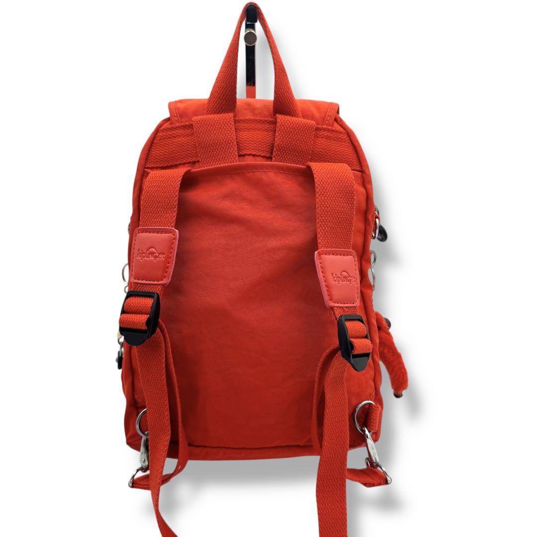 美品　オレンジ　チャーム付　バックパック リュック　収納多数　 キプリング