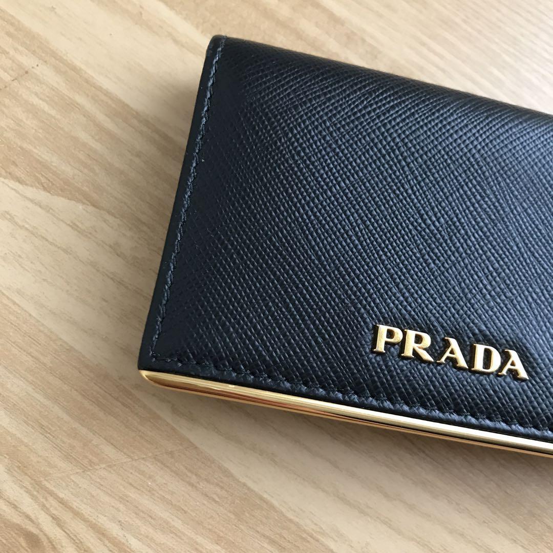 美品　PRADA プラダ　カードケース　名刺入れ　サフィアーノ　黒