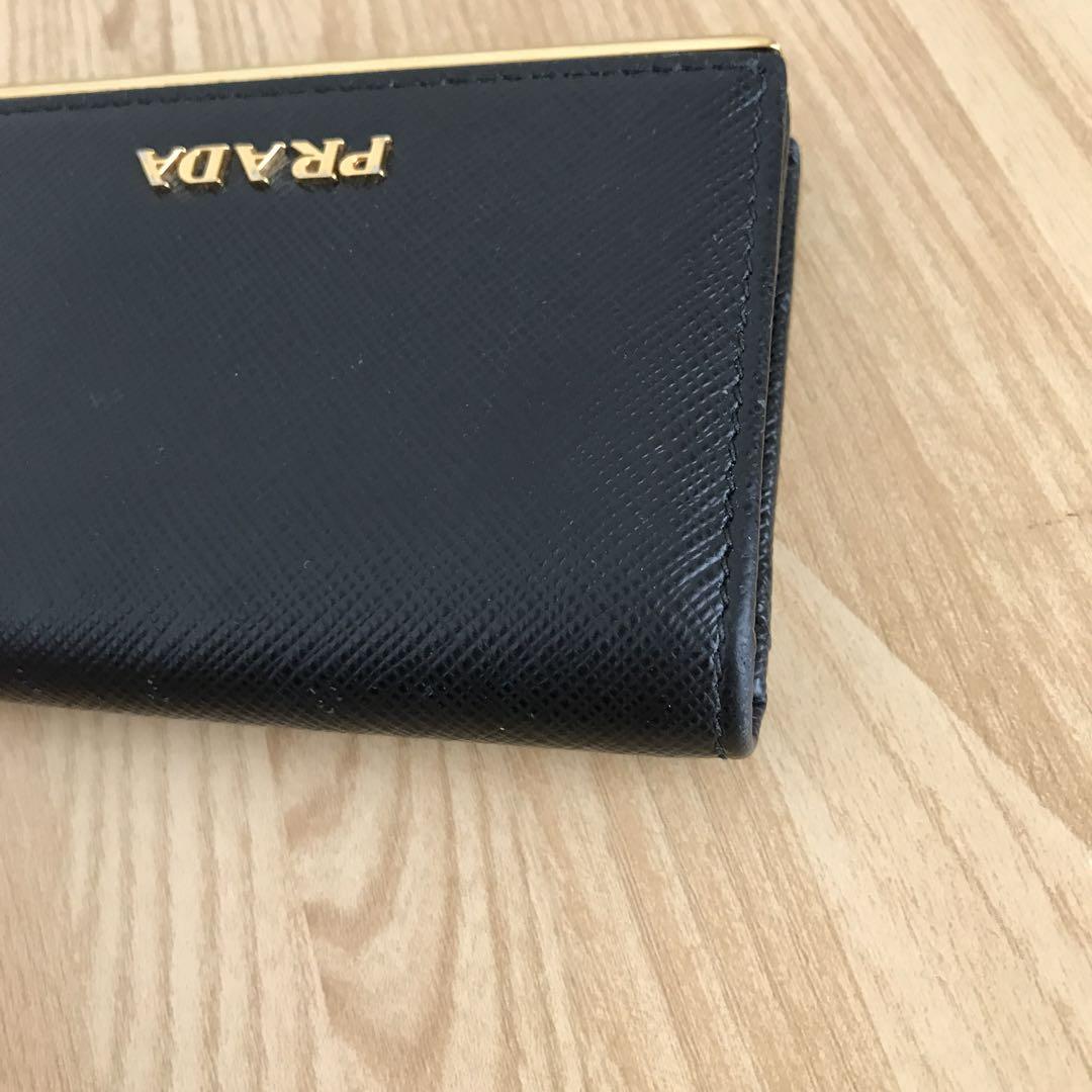 美品　PRADA プラダ　カードケース　名刺入れ　サフィアーノ　黒