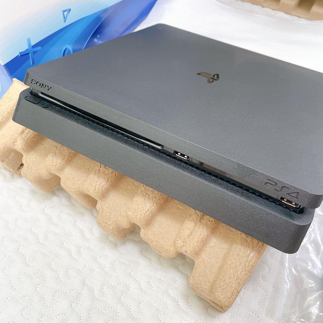 ほぼ未使用　PS4 本体　PlayStation4