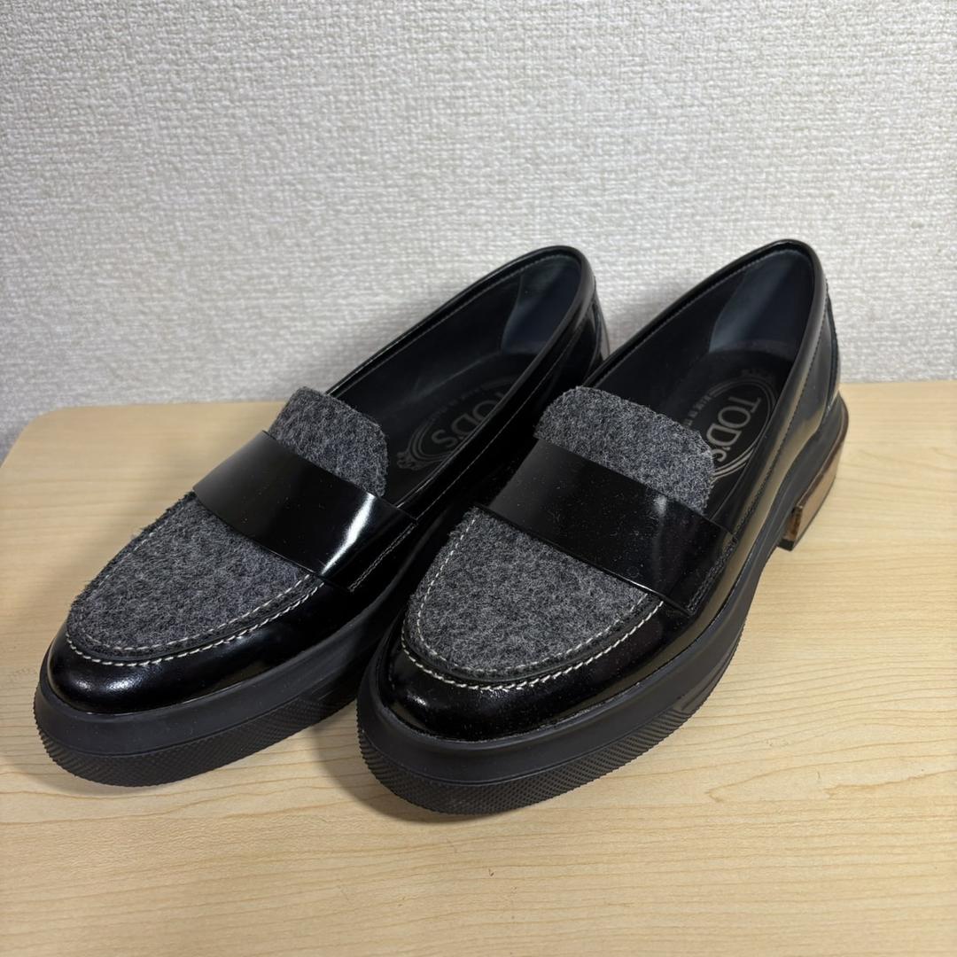 美品 ◆ TOD'S 黒 レザー ローファー グレー×ブラック　箱付き