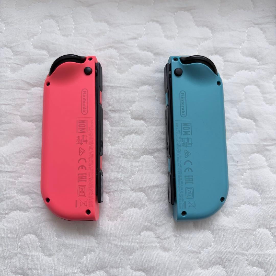 Nintendo Switch 青・赤 本体 Nintendo Switch 青・赤 本体