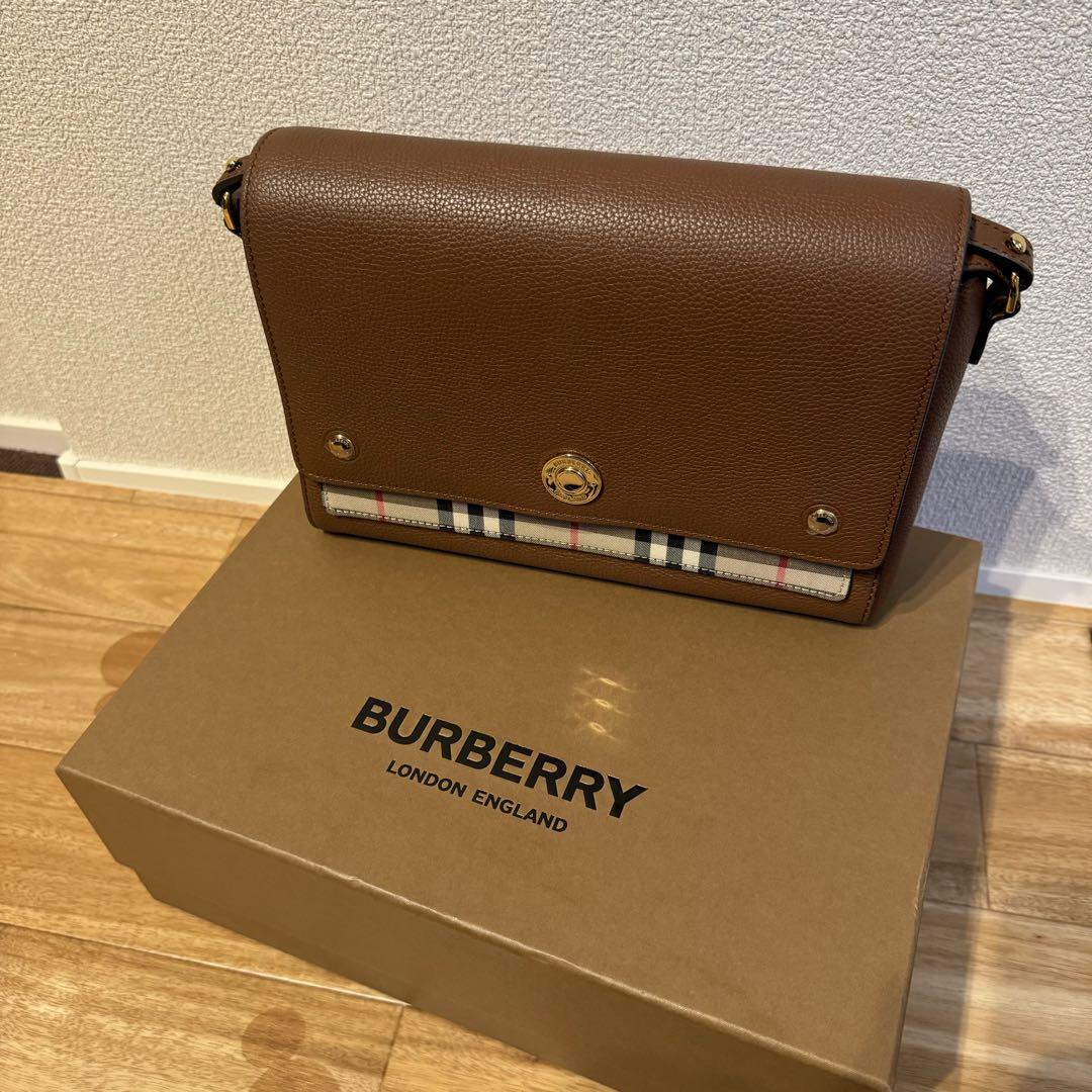 BURBERRY バーバリー　ショルダーバッグ　ノートバッグ