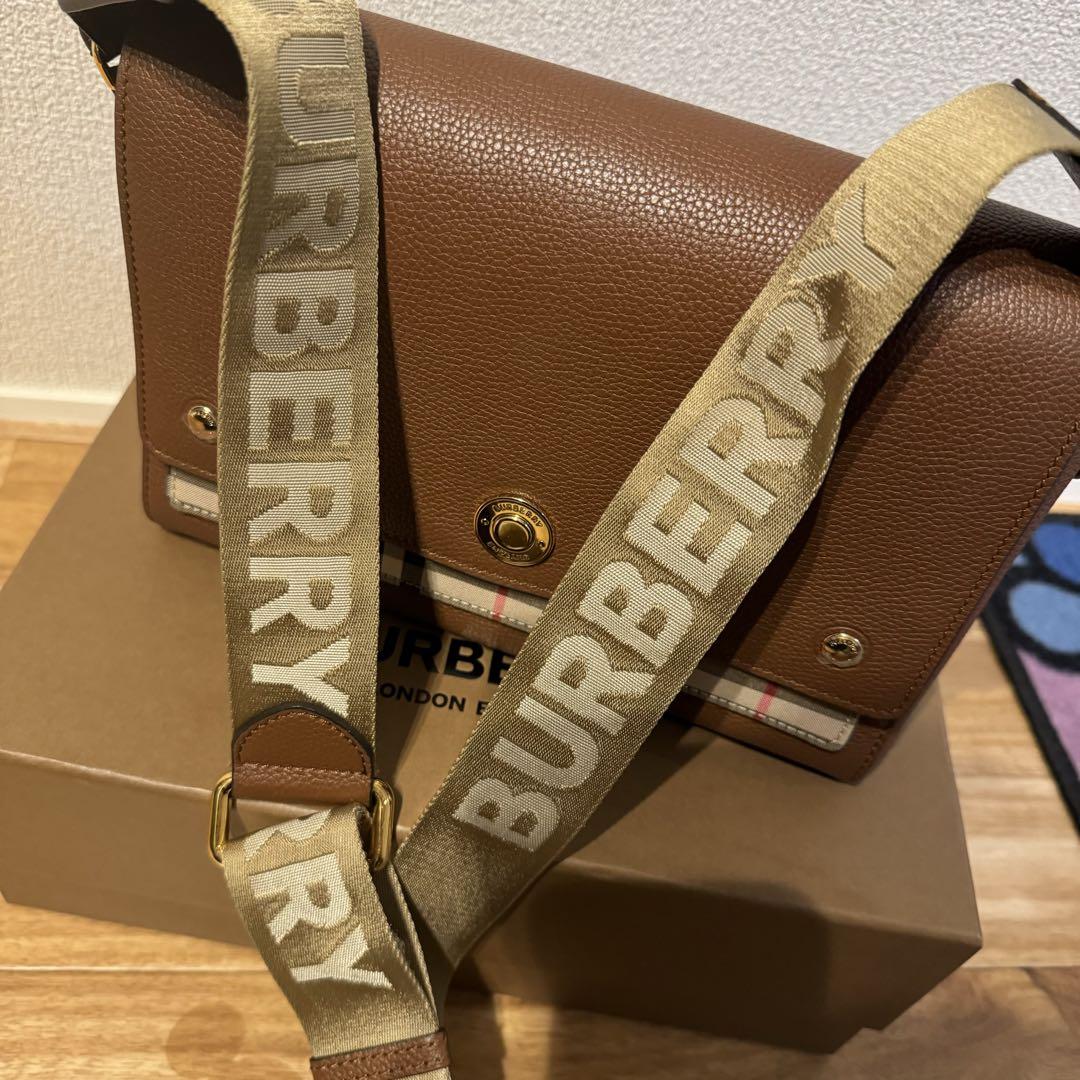 BURBERRY バーバリー　ショルダーバッグ　ノートバッグ