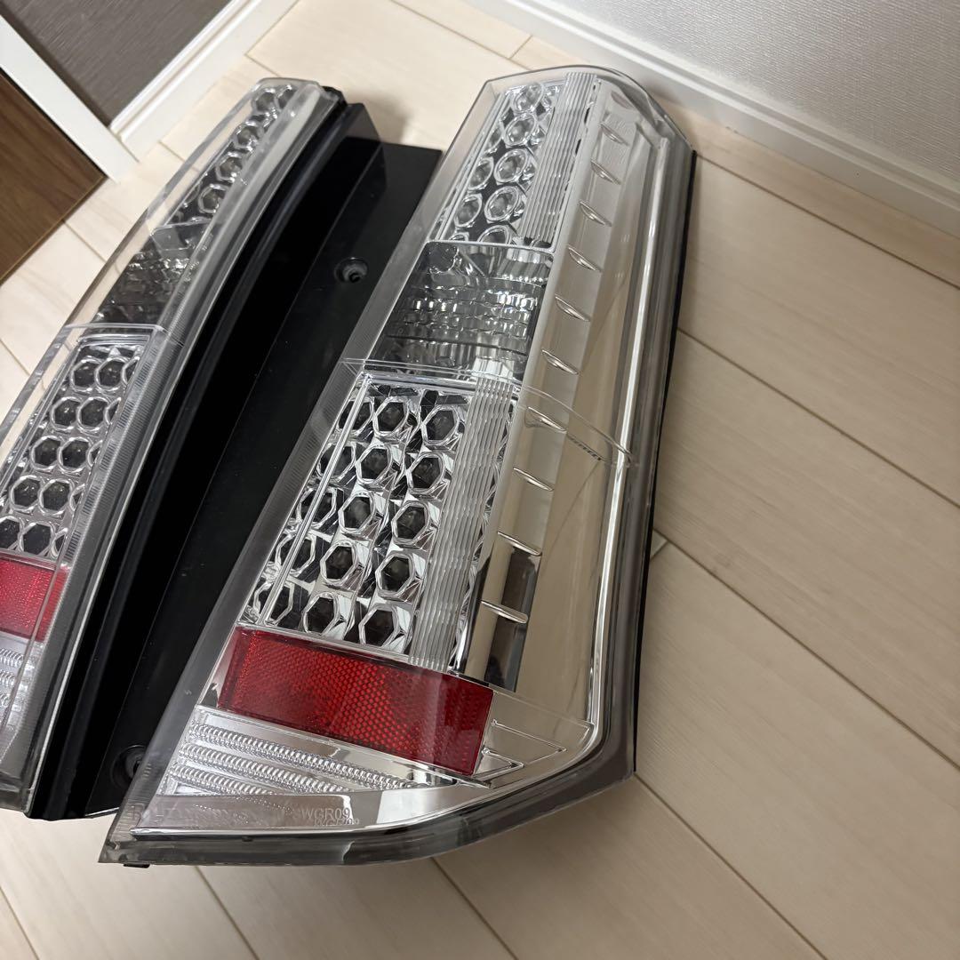 ワゴンR mh23s LEDクリアテールランプ