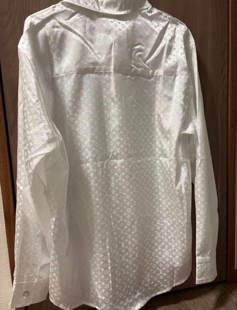 破格 louisvuitton 長袖シャツ シルク ルイヴィトン 破格 louisvuitton 長袖シャツ シルク ルイヴィトン