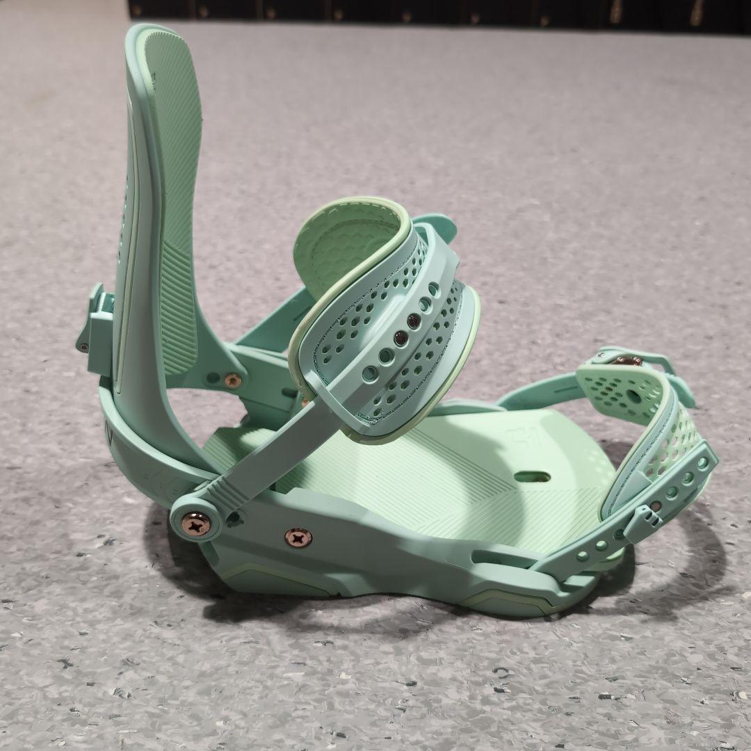 レディース 新品 未使用 UNION ユニオン トリロジー スノボ Mサイズ