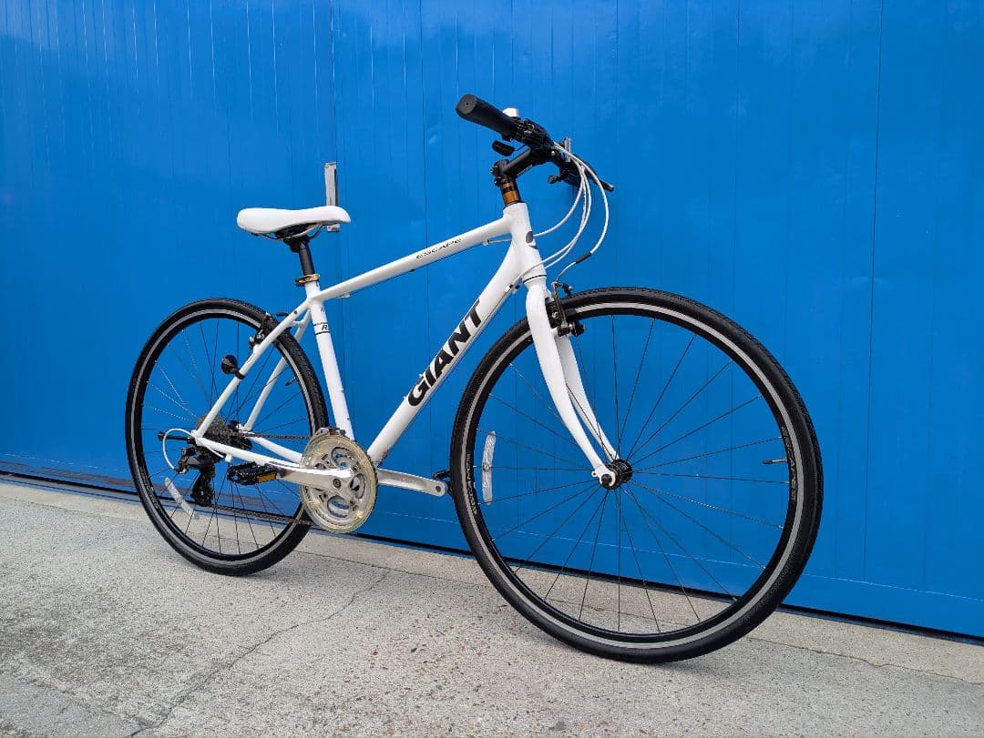 美品 GIANT ESCAPE R3 GIANT クロスバイク 名古屋引取 - メルカリ