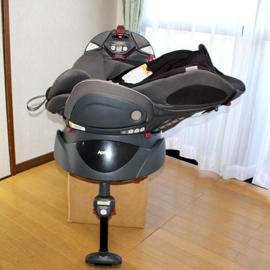 きれい 平らなベット くるりと片手回転 新生児~ adyNi-m47976098481 Aprica フラディア 最新作在庫