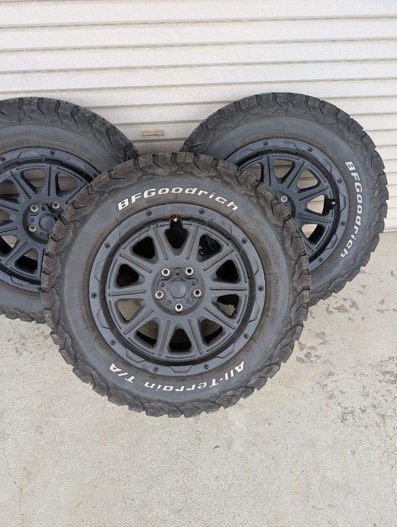 タイヤホイールセット　中古　RAV4
