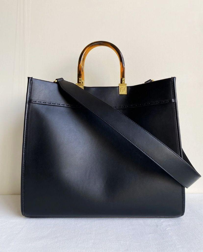 フェンディ FENDI ハンドバッグ サンシャイン ロゴ
