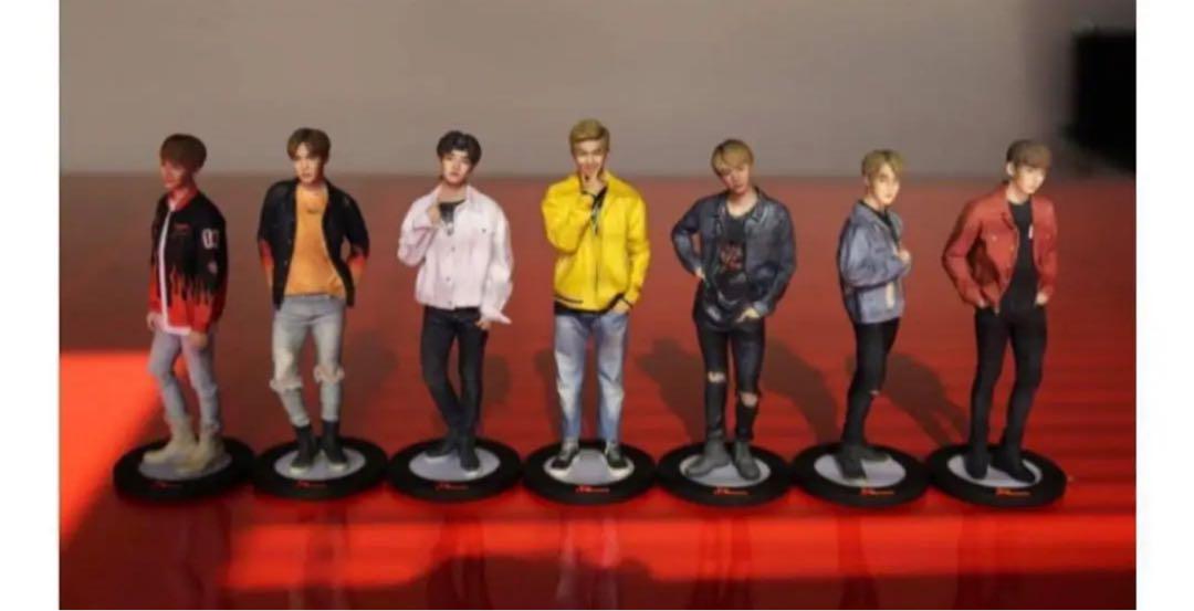 BTS 防弾少年団　SK telecom テレコム公式　フィギュア　ソクジン
