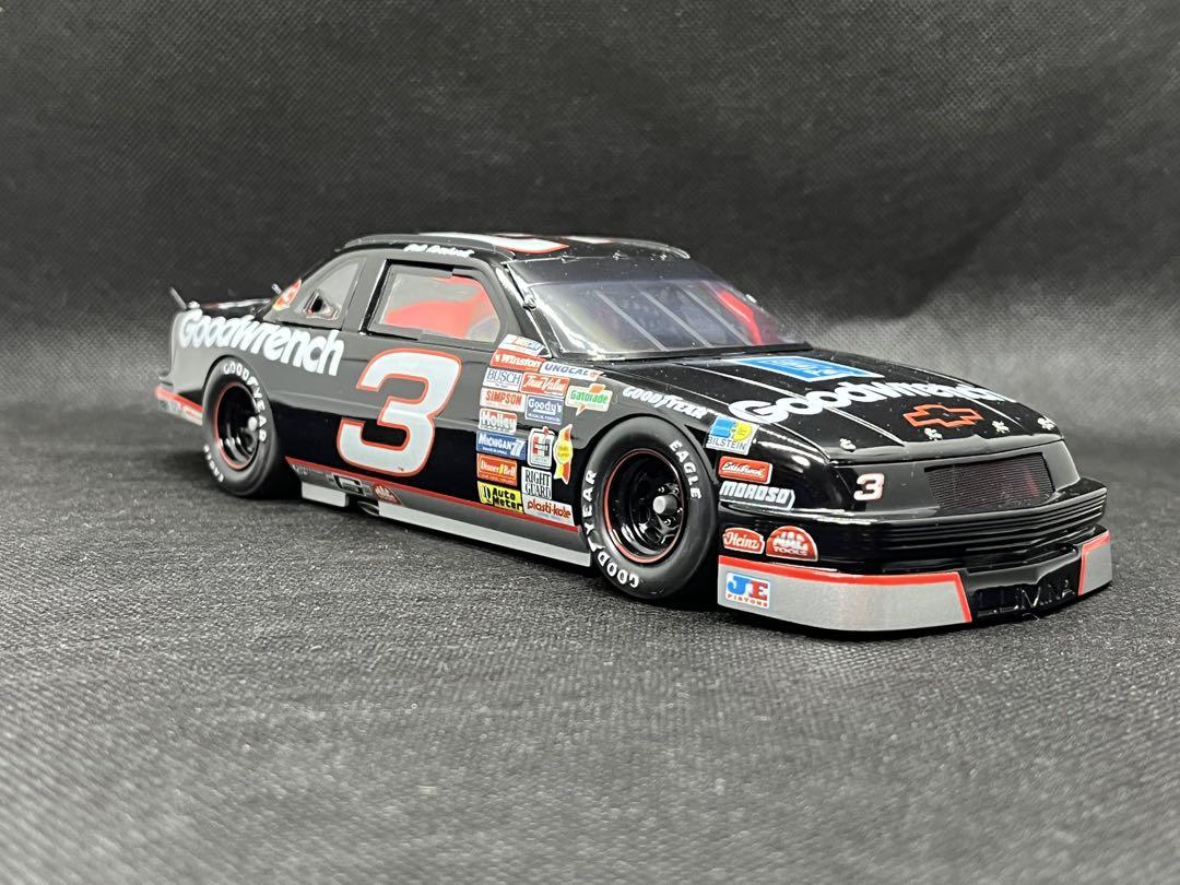 モノグラム 1/24 #3 goodwrench ルミナ ナスカー 完成品