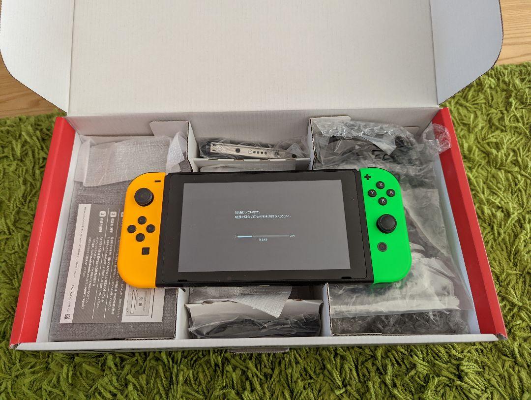 Nintendo Switch オレンジ / グリーン Nintendo Switch オレンジ / グリーン